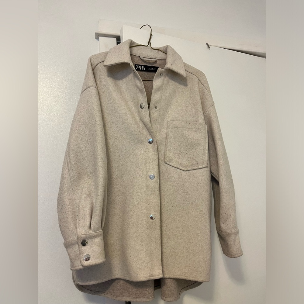 ZARA JACKET SIZE XS